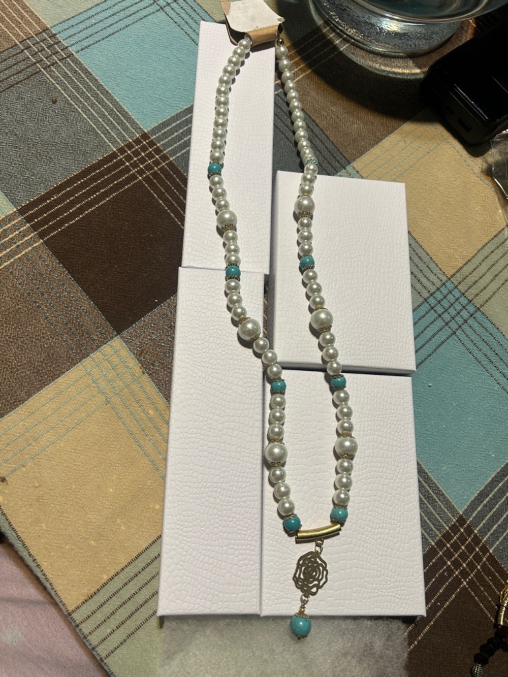 Pearl and Turquoise Beaded Pendant Necklace - White and Turquoise